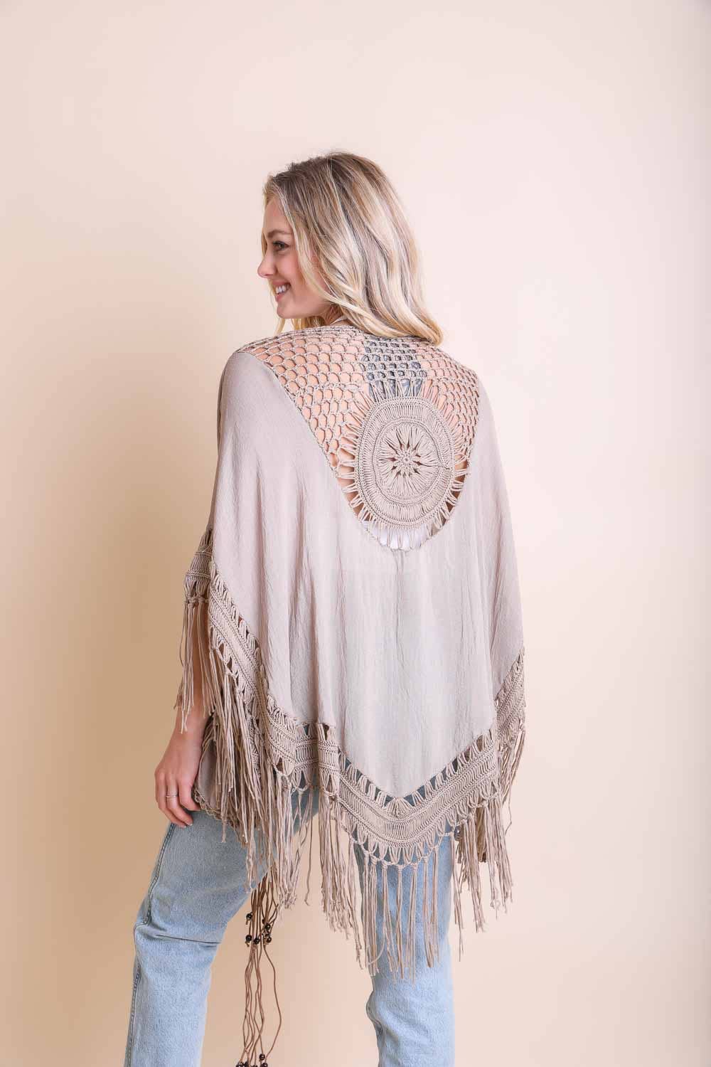Kimona tan lace tassel